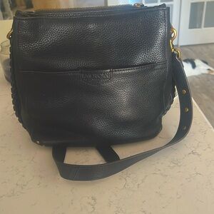 American Leather Co Pebble leather triple entry Luca Crosdbody